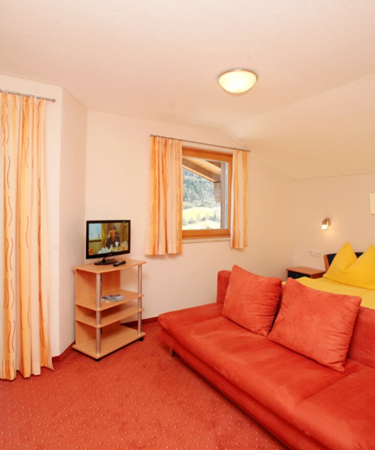 Ansicht vom Schlafzimmer im Appartement 3